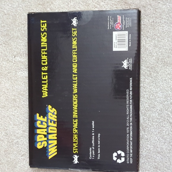 Space Invaders Wallet & cufflink set - Picture 5 of 8